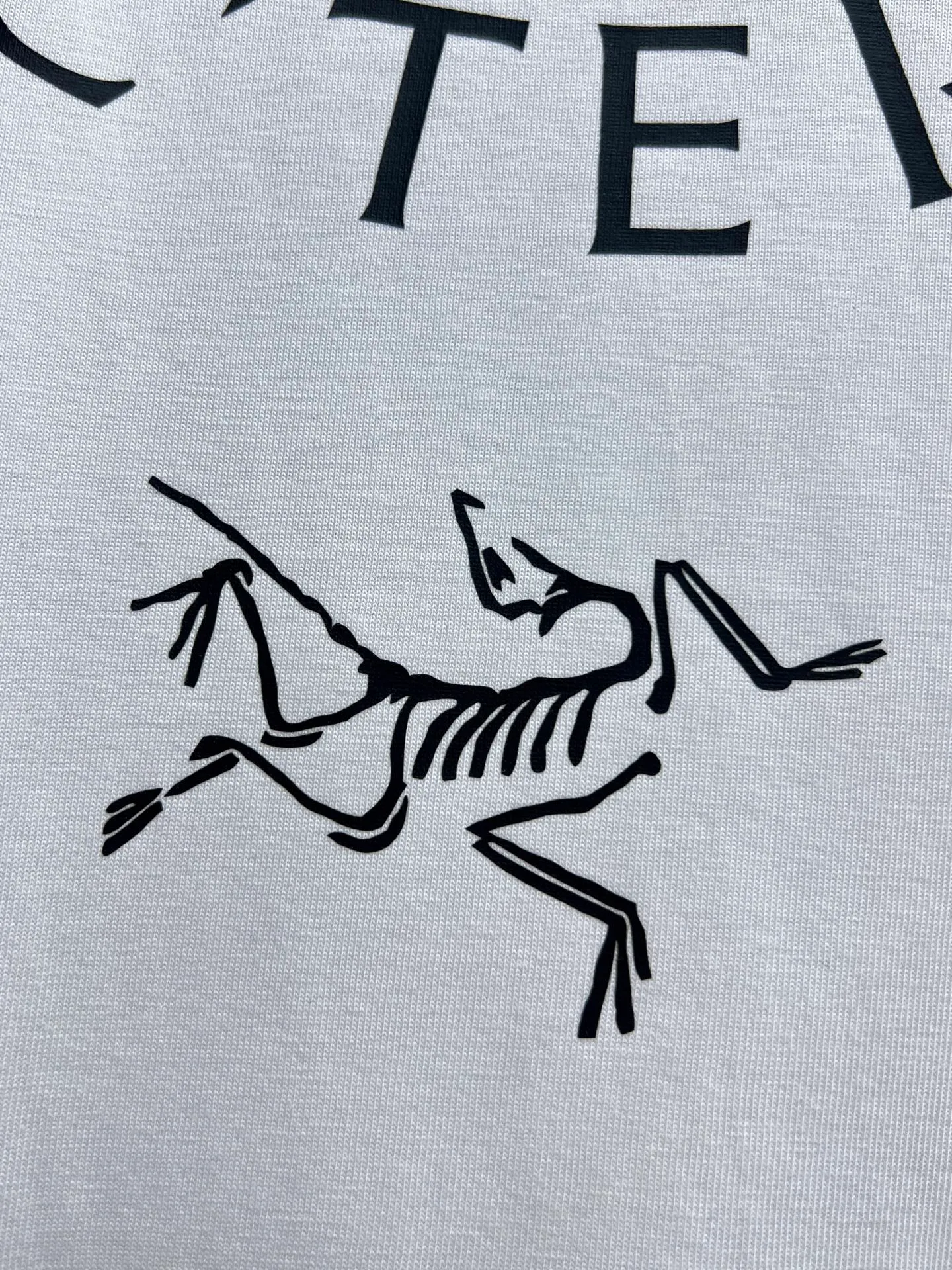 arcteryx🌟New Arrival T T Hot Sale 99 🐎🐎Size：S-XXL Black White 2 Size S 110 54 69 21 M 114 56 71 22 L 118 58 73 22 XL 122 60 75 23 2XL 126 62 77 23